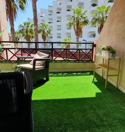 New! Spectacular 1 Bed Apartment In Las Americas, 5 Min To Camison Beach And Hard Rock Cafe, With Aircon Apartment Playa de las Americas (Tenerife)