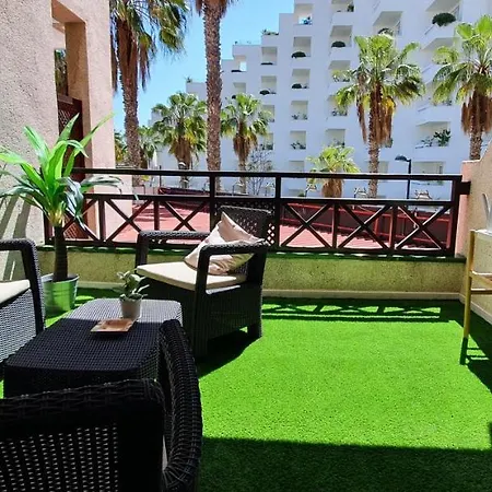 New! Spectacular 1 Bed Apartment In Las Americas, 5 Min To Camison Beach And Hard Rock Cafe, With Aircon *