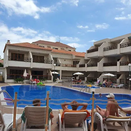 New! Spectacular 1 Bed Apartment In Las Americas, 5 Min To Camison Beach And Hard Rock Cafe, With Aircon