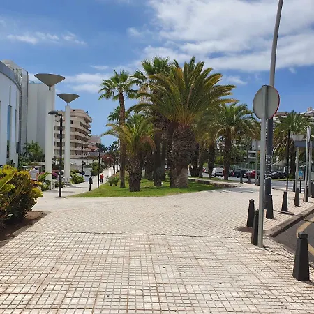 New! Spectacular 1 Bed In Americas, 5 Min To Camison And Hard Rock Cafe, With Aircon Apartment *