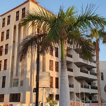 New! Spectacular 1 Bed In Americas, 5 Min To Camison And Hard Rock Cafe, With Aircon Apartment