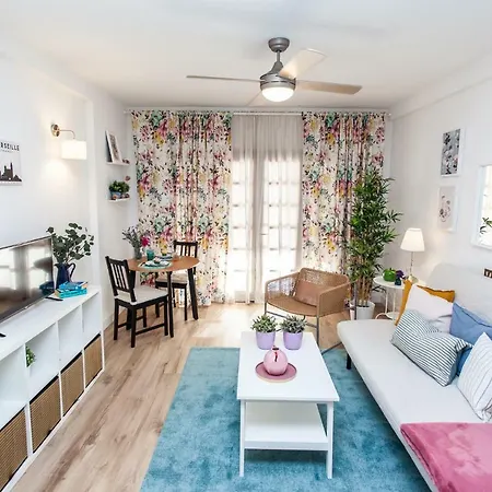 New! Spectacular 1 Bed Apartment In Las Americas, 5 Min To Camison Beach And Hard Rock Cafe, With Aircon Playa de las Americas (Tenerife)
