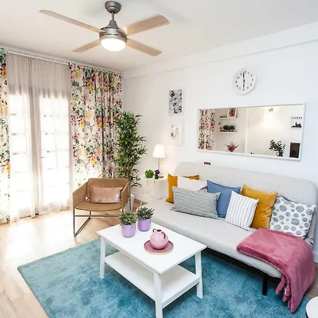 New! Spectacular 1 Bed Apartment In Las Americas, 5 Min To Camison Beach And Hard Rock Cafe, With Aircon Apartment *