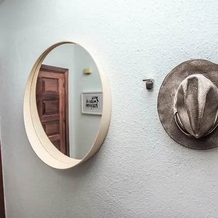 New! Spectacular 1 Bed Apartment In Las Americas, 5 Min To Camison Beach And Hard Rock Cafe, With Aircon Apartment Playa de las Americas (Tenerife)